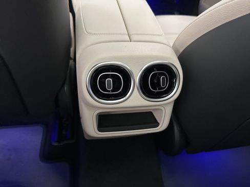 Used 2026 Mercedes-Benz GLC 300 image 22