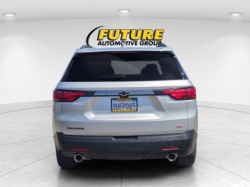 Used 2022 Chevrolet Traverse RS FWD image 5