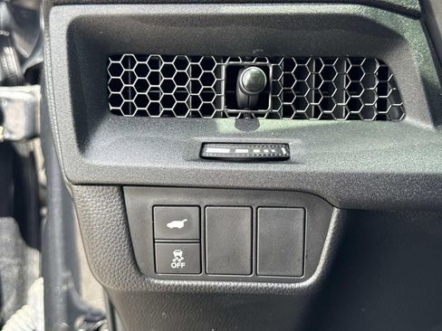 Used 2025 Honda CR-V Sport-L image 32