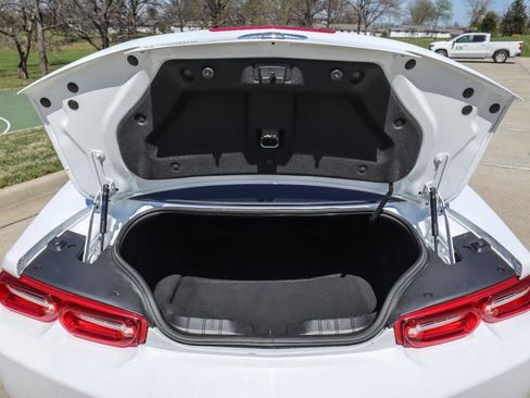 Used 2021 Chevrolet Camaro LS RWD image 19