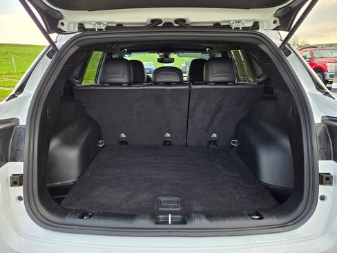 Used 2024 Jeep Compass Limited image 29