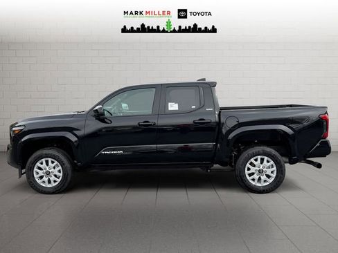 New 2025 Toyota Tacoma SR5 image 2