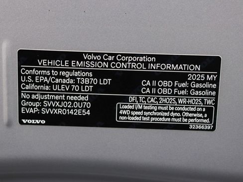 Used 2025 Volvo V60 B5 Cross Country Ultra w/ Protection Package Premier AWD/4WD image 36