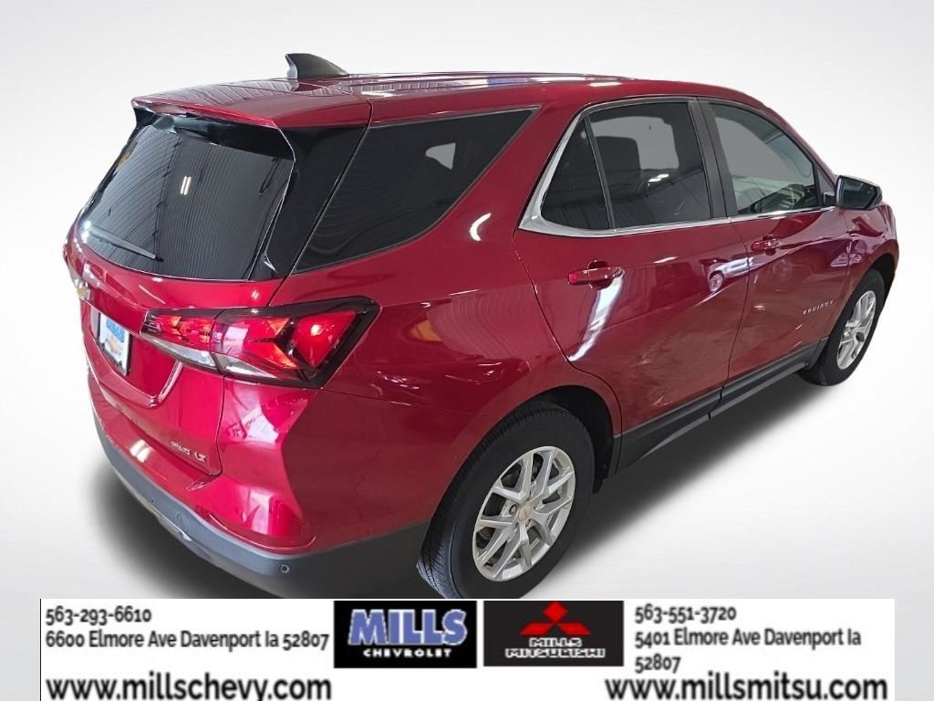 Used 2024 Chevrolet Equinox LT w/ LPO, Floor Liner Package AWD/4WD image 5