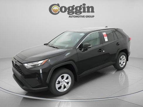 Certified 2025 Toyota RAV4 LE image 2