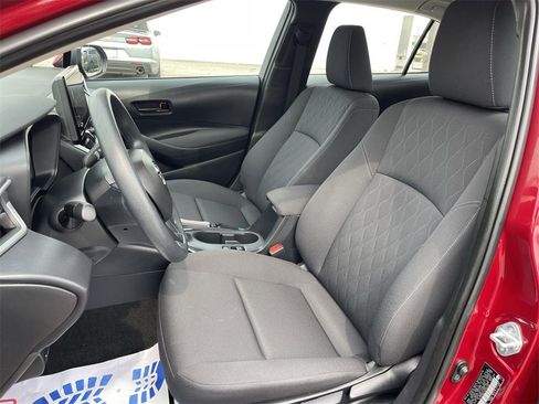 Used 2024 Toyota Corolla LE image 11