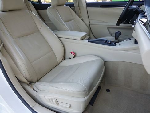 Used 2014 Lexus ES 350 image 8