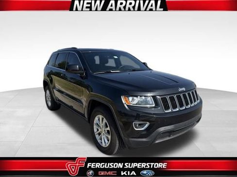 Used 2014 Jeep Grand Cherokee Laredo w/ 18" Wheel & 8.4" Radio Group AWD/4WD image 1