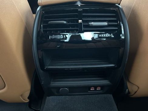 Used 2023 BMW 530e xDrive w/ Convenience Package image 32