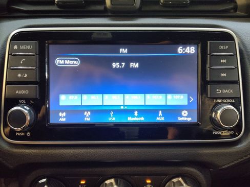 Used 2025 Nissan Versa S w/ Trunk Package FWD image 25