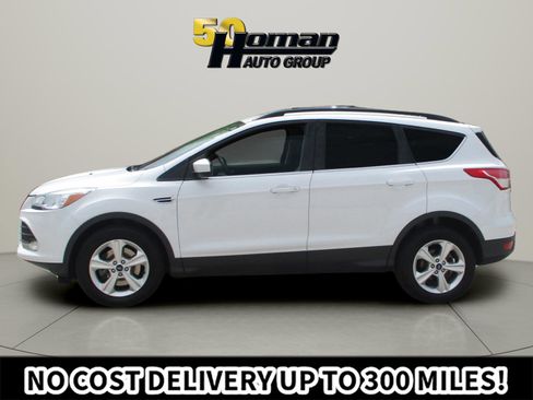 Used 2016 Ford Escape SE w/ Equipment Group 201A AWD/4WD image 2