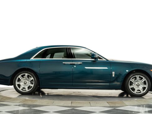 Used 2010 Rolls-Royce Ghost image 47