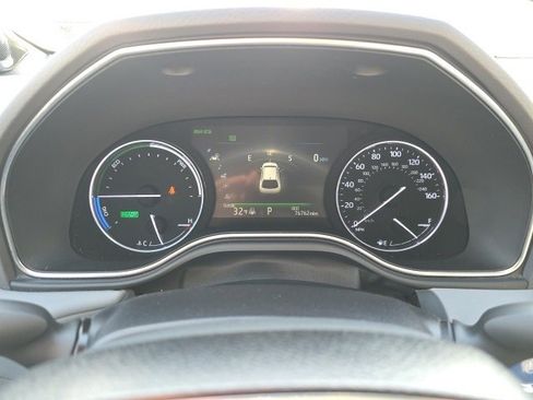 Used 2019 Toyota Avalon Limited image 13