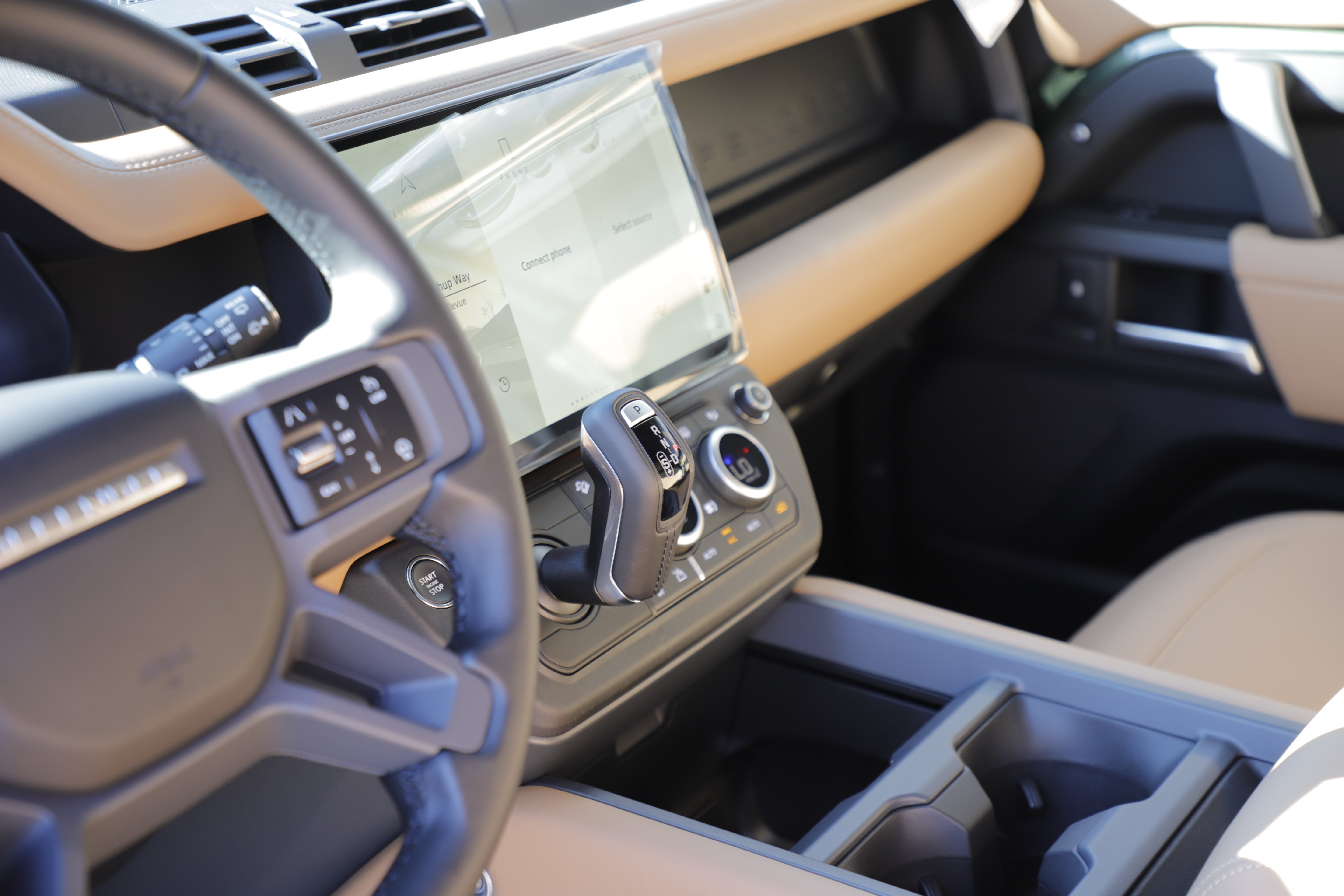 New 2026 Land Rover Defender 110 X-Dynamic SE AWD/4WD image 22