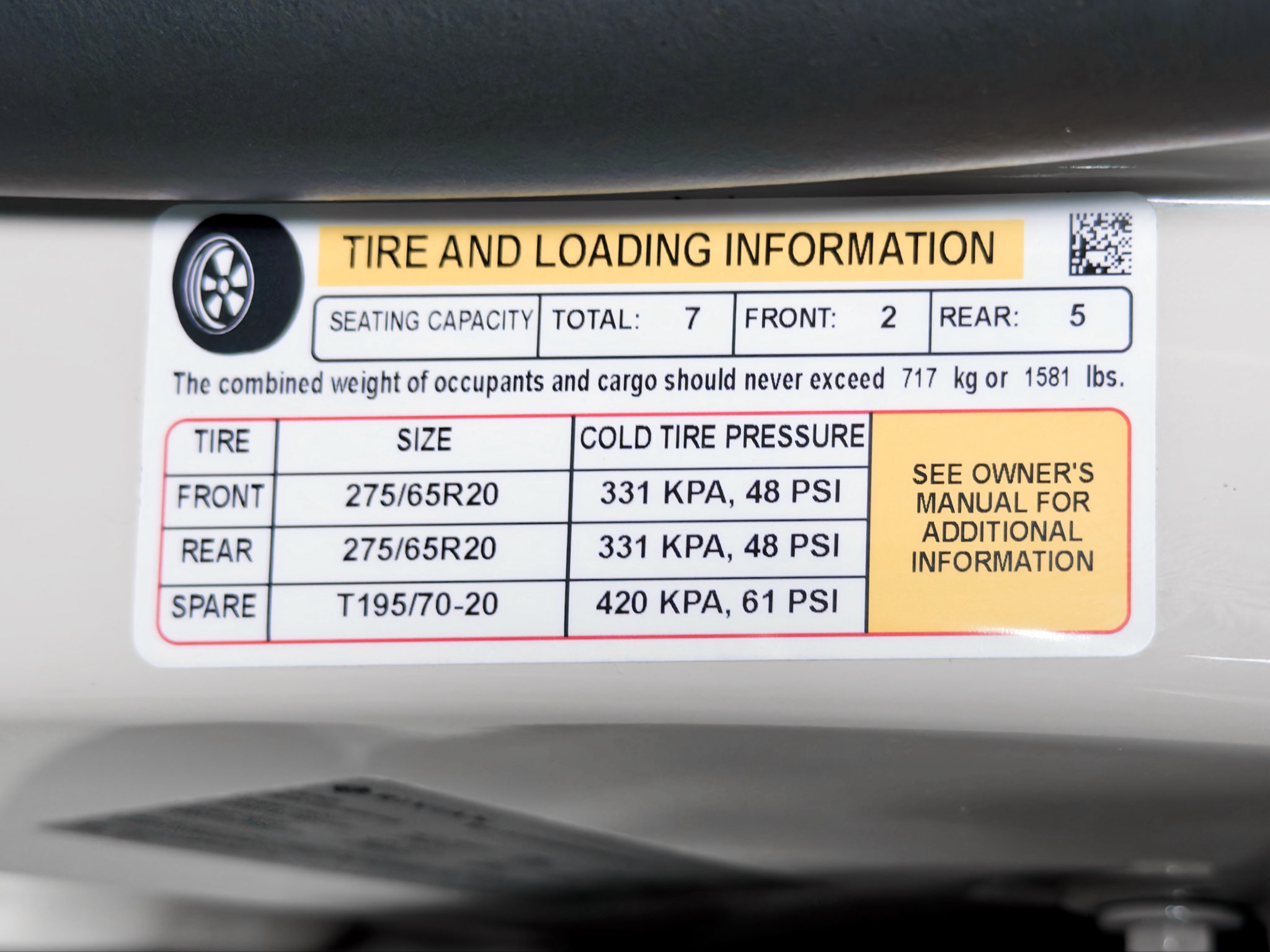 Used 2025 Rivian R1S Premium Dual AWD/4WD image 29