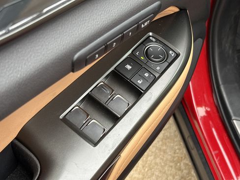 Used 2024 Lexus NX 250 FWD image 15
