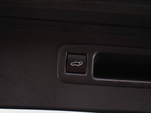 Used 2025 Toyota Highlander XSE AWD/4WD image 20