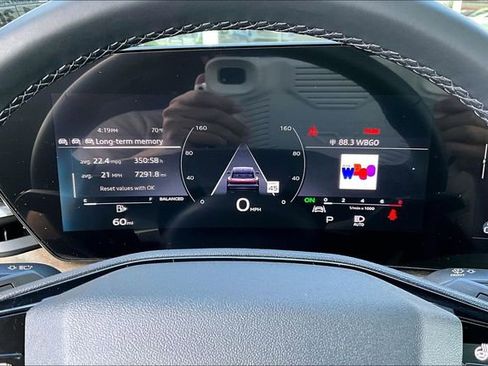 Used 2025 Audi Q5 Premium w/ Convenience Package image 13