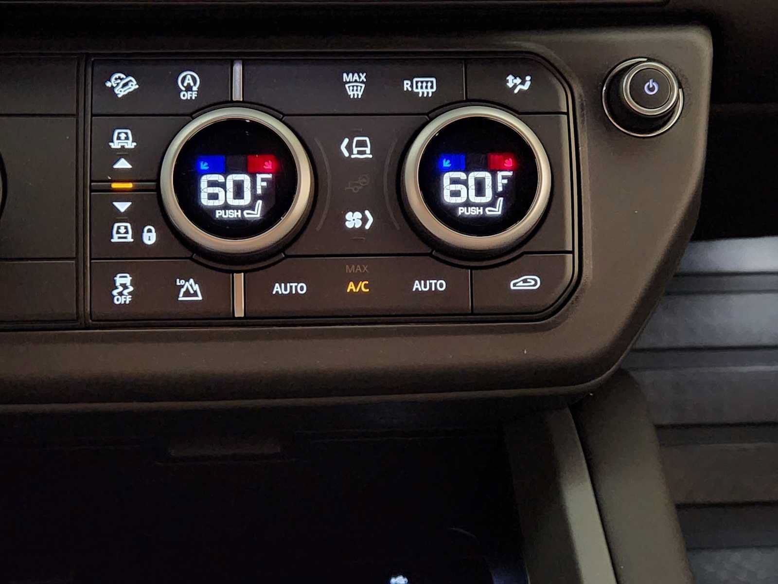 New 2026 Land Rover Defender 110 S AWD/4WD image 18