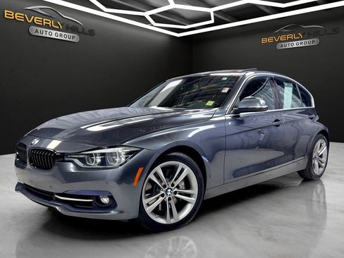 Used 2016 BMW 340i xDrive Sedan w/ Technology Package AWD/4WD image 1