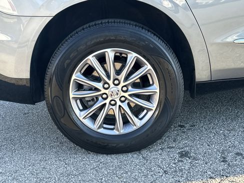 Used 2023 Buick Enclave Essence w/ Trailering Package, 5000 lbs. image 17