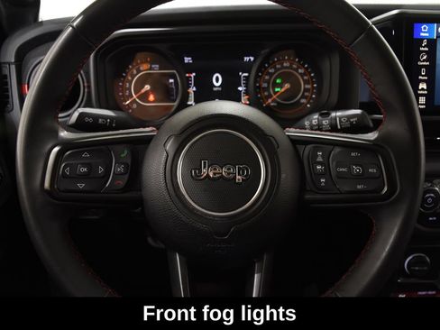 Used 2024 Jeep Wrangler Unlimited Rubicon AWD/4WD image 17