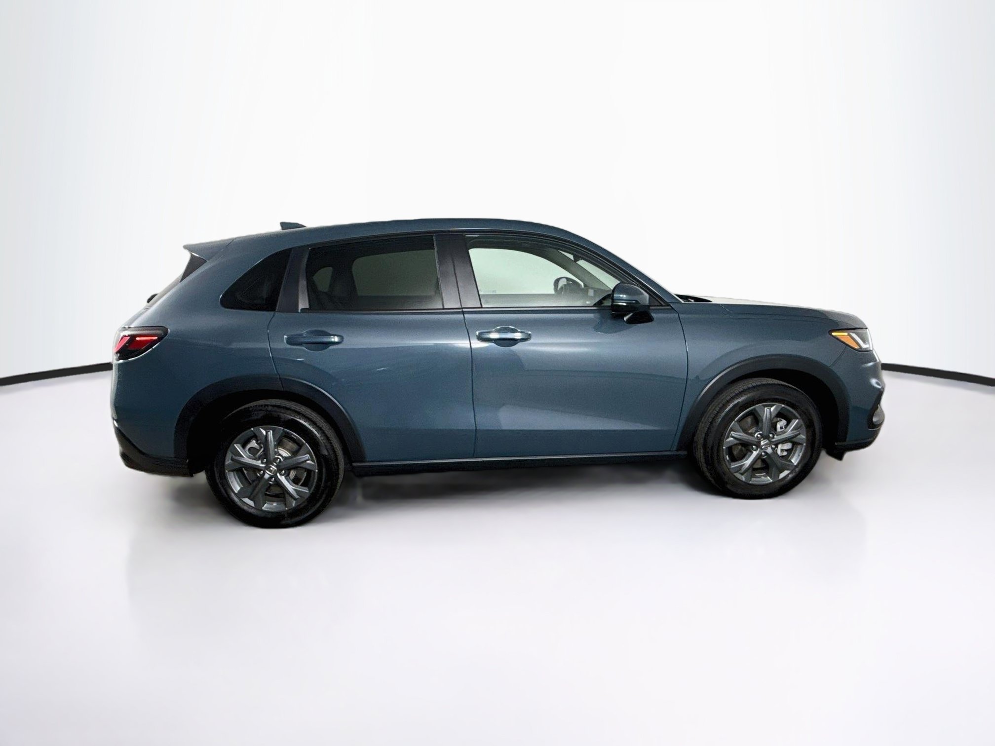 Used 2026 Honda HR-V LX image 2