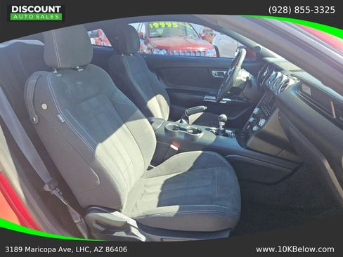 Used 2015 Ford Mustang GT RWD image 9