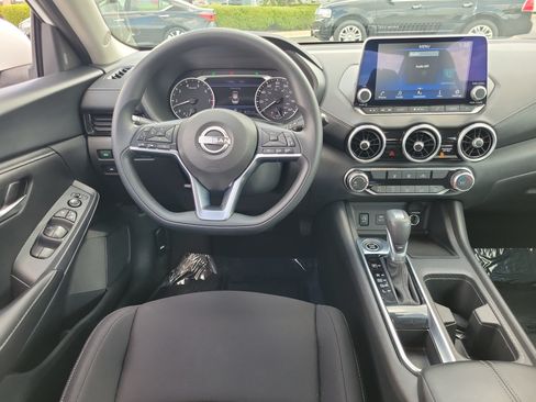 Certified 2024 Nissan Sentra SV FWD image 10