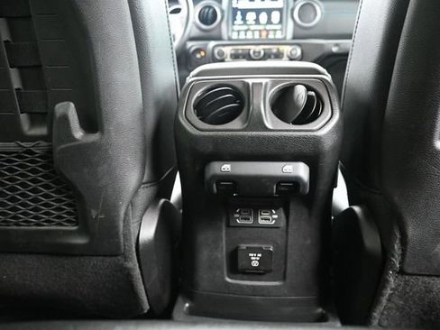Used 2022 Jeep Wrangler Unlimited Rubicon 4xe w/ Cold Weather Group AWD/4WD image 43
