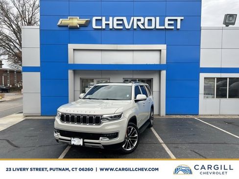 Used 2022 Jeep Wagoneer Series II w/ Convenience Group I image 1