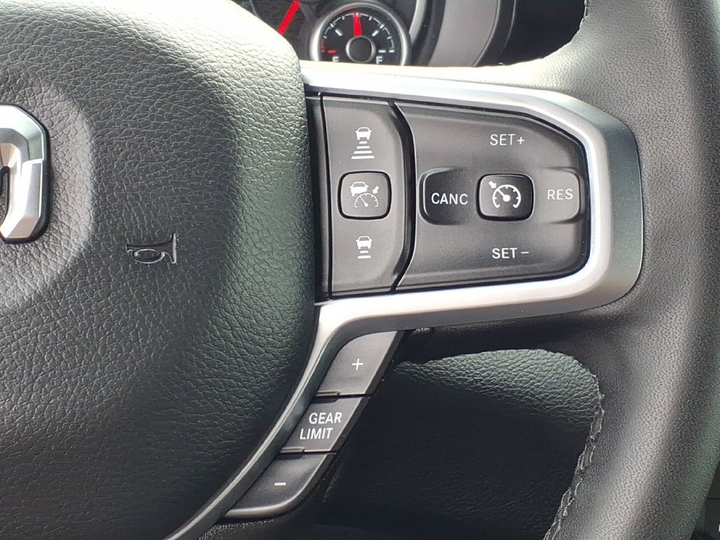 Certified 2026 RAM 2500 Big Horn AWD/4WD image 10