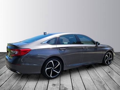 Used 2018 Honda Accord Sport image 5