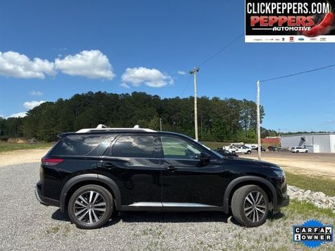 Used 2024 Nissan Pathfinder Platinum w/ Cargo Package FWD image 7