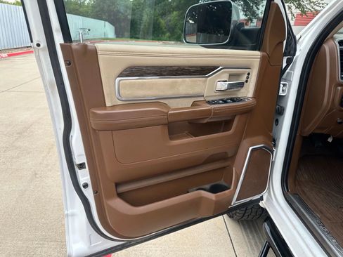Used 2020 RAM 2500 Laramie image 15