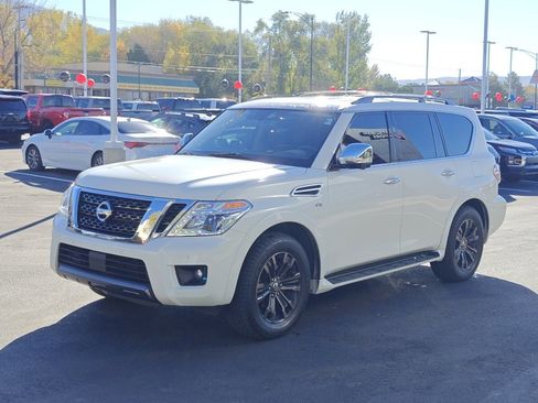 Used 2020 Nissan Armada Platinum w/ Interior Lighting Package image 3