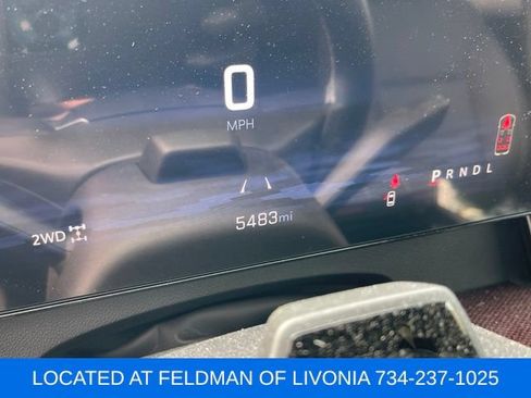 Used 2024 Chevrolet Traverse Z71 w/ Enhanced Driving Package AWD/4WD image 8