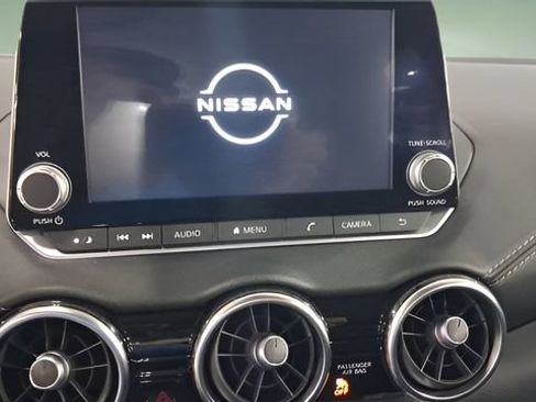 Used 2025 Nissan Sentra SV w/ All-Weather Package FWD image 11