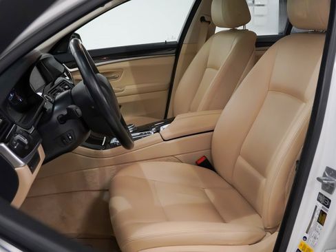 Used 2015 BMW 528i xDrive Sedan image 4