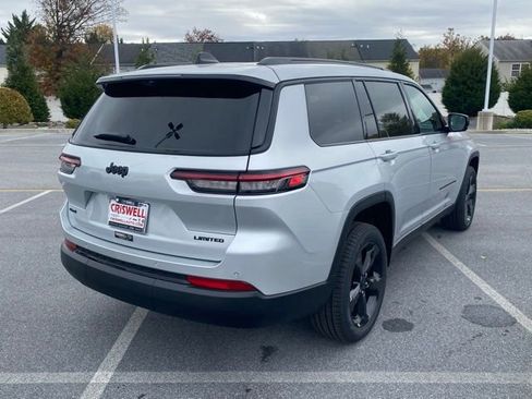 New 2025 Jeep Grand Cherokee L Limited w/ Luxury Tech Group II AWD/4WD image 8