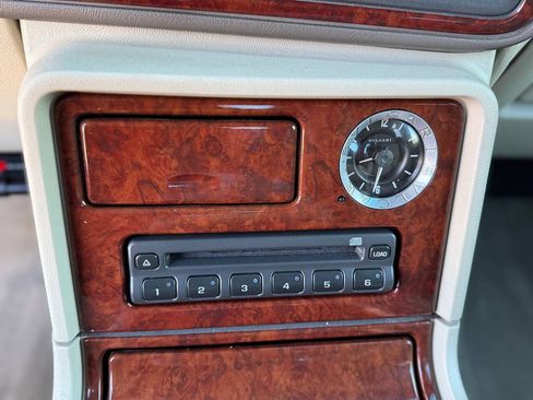 Used 2005 Cadillac Escalade EXT AWD/4WD image 21