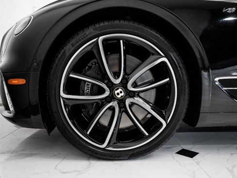 Certified 2020 Bentley Continental GT V8 AWD/4WD image 6