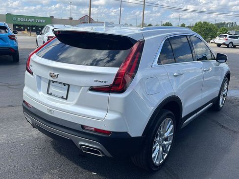 Used 2022 Cadillac XT4 Premium Luxury FWD image 5