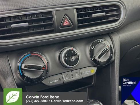 Used 2021 Hyundai Kona SE image 18