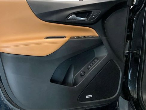 Used 2018 Chevrolet Equinox Premier AWD/4WD image 24