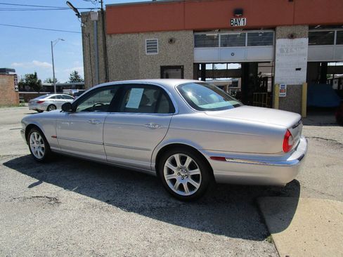 Used 2004 Jaguar XJ8 RWD image 5