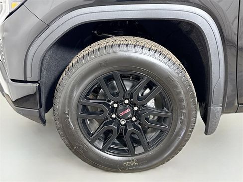 New 2026 GMC Sierra 1500 Elevation image 19