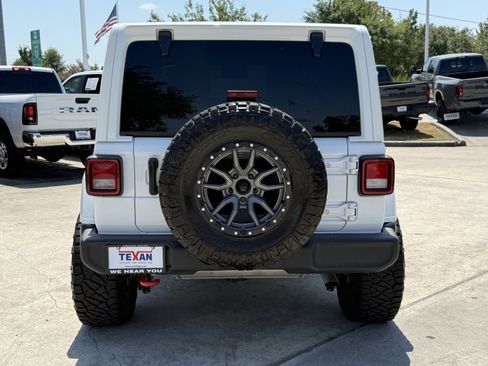 Used 2024 Jeep Wrangler Sport AWD/4WD image 6