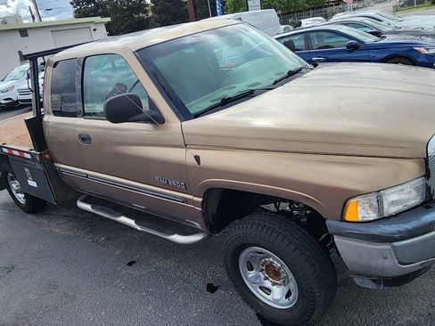 Used 2000 Dodge Ram 2500 Truck 4x4 Quad Cab image 7