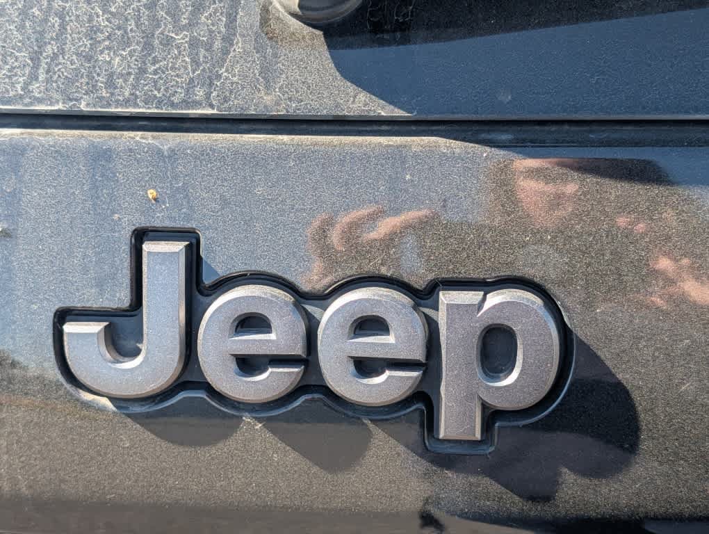 Used 2021 Jeep Cherokee Latitude Lux 80th Anniv w/ Quick Order Package 26U 80TH AWD/4WD image 9